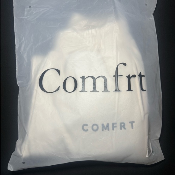 NWT- Comfrt sweatpants - Picture 5 of 6